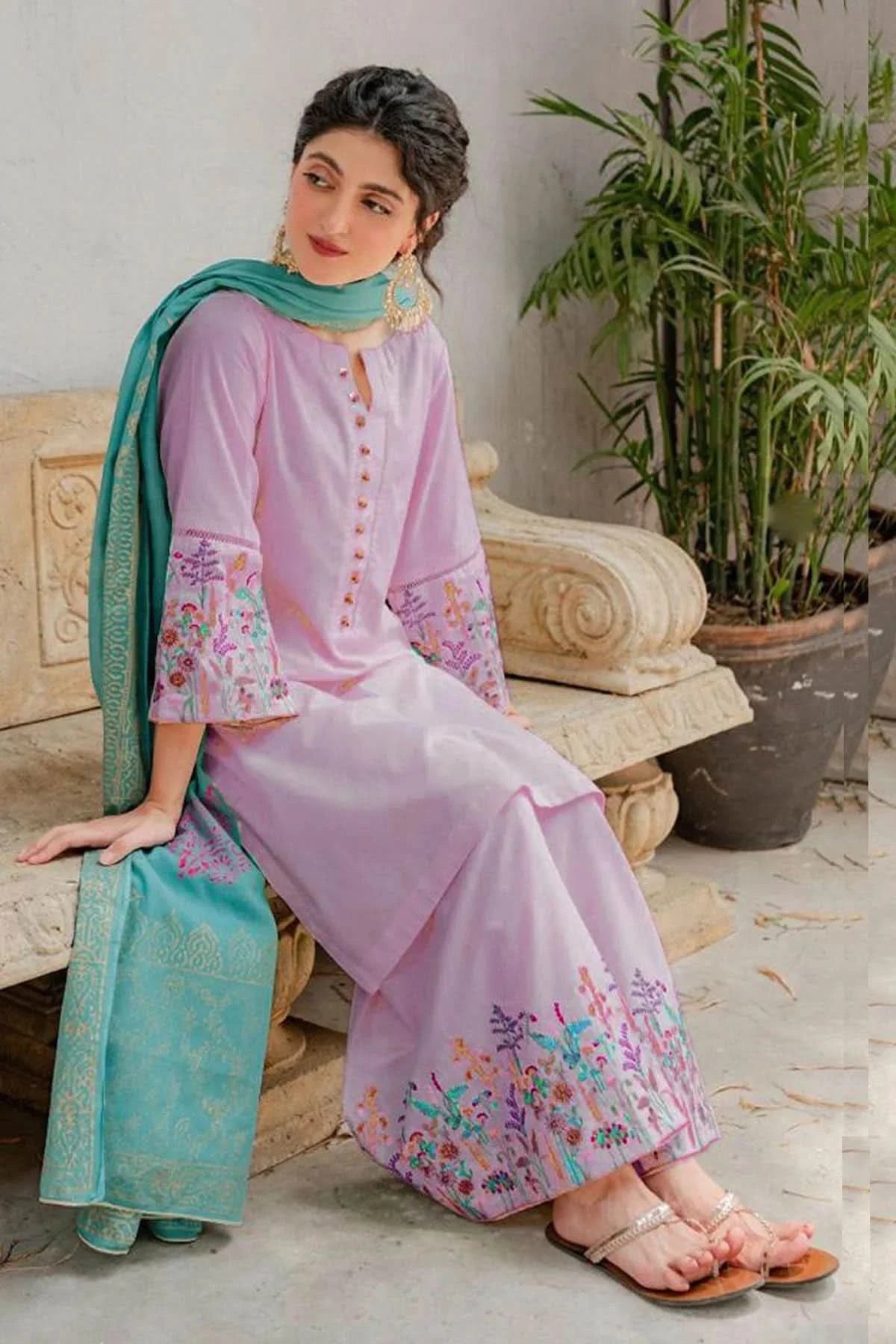 3 PIECE-EMBROIDERED DHANAK SUIT-BG568
