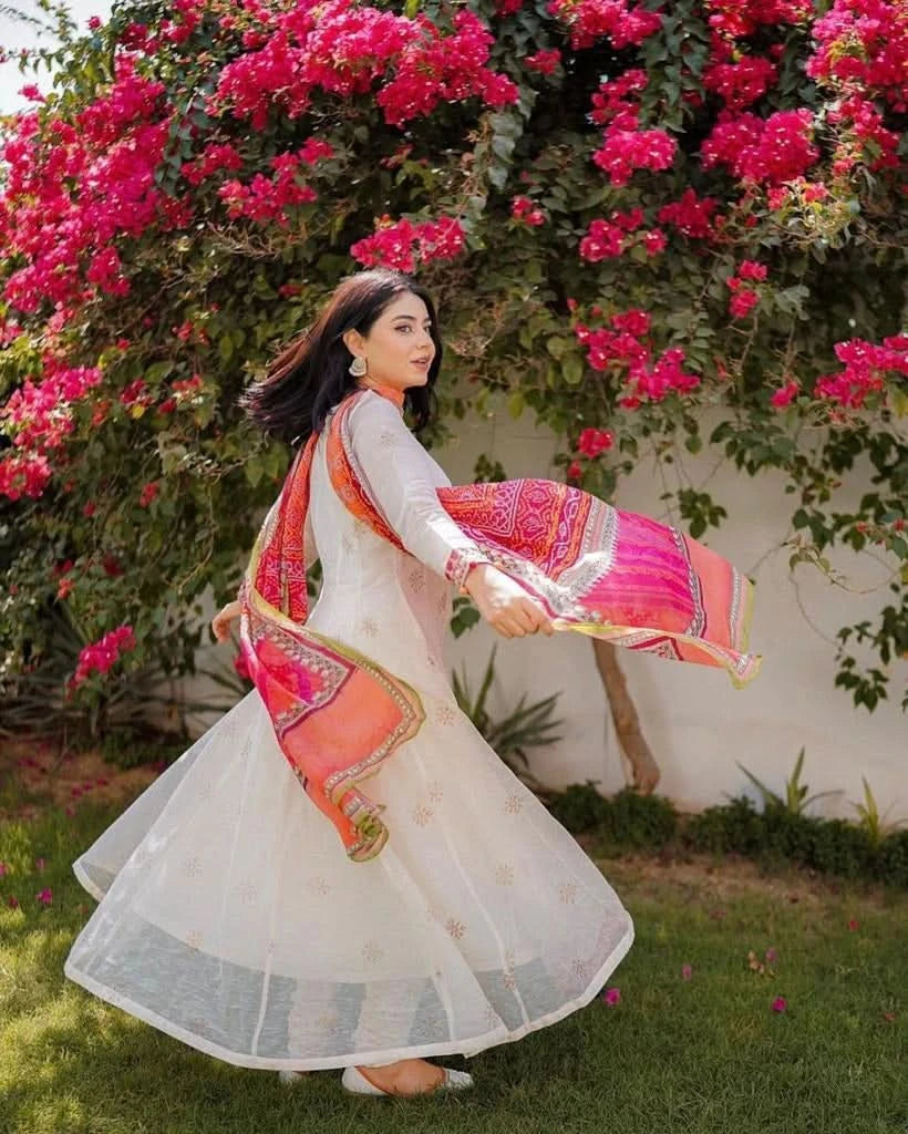 3 PIECE-EMBROIDERED LAWN SUIT-BG567