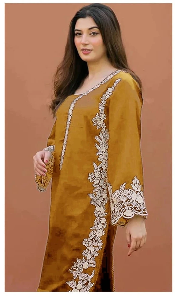 2PC  EMBROIDED LAWN - BG684