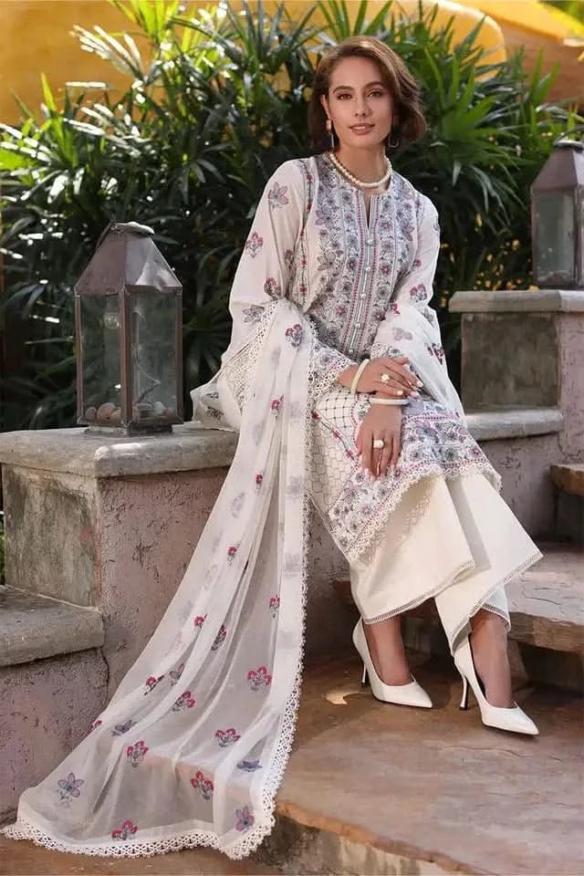 3PC EMBROIDERED DHANAK SUIT - BG631