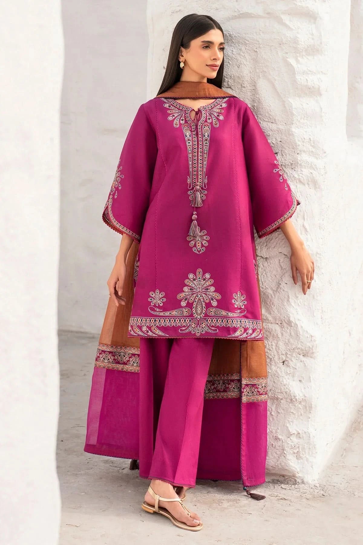 3PC EMBROIDERED DHANAK SUIT - BG341