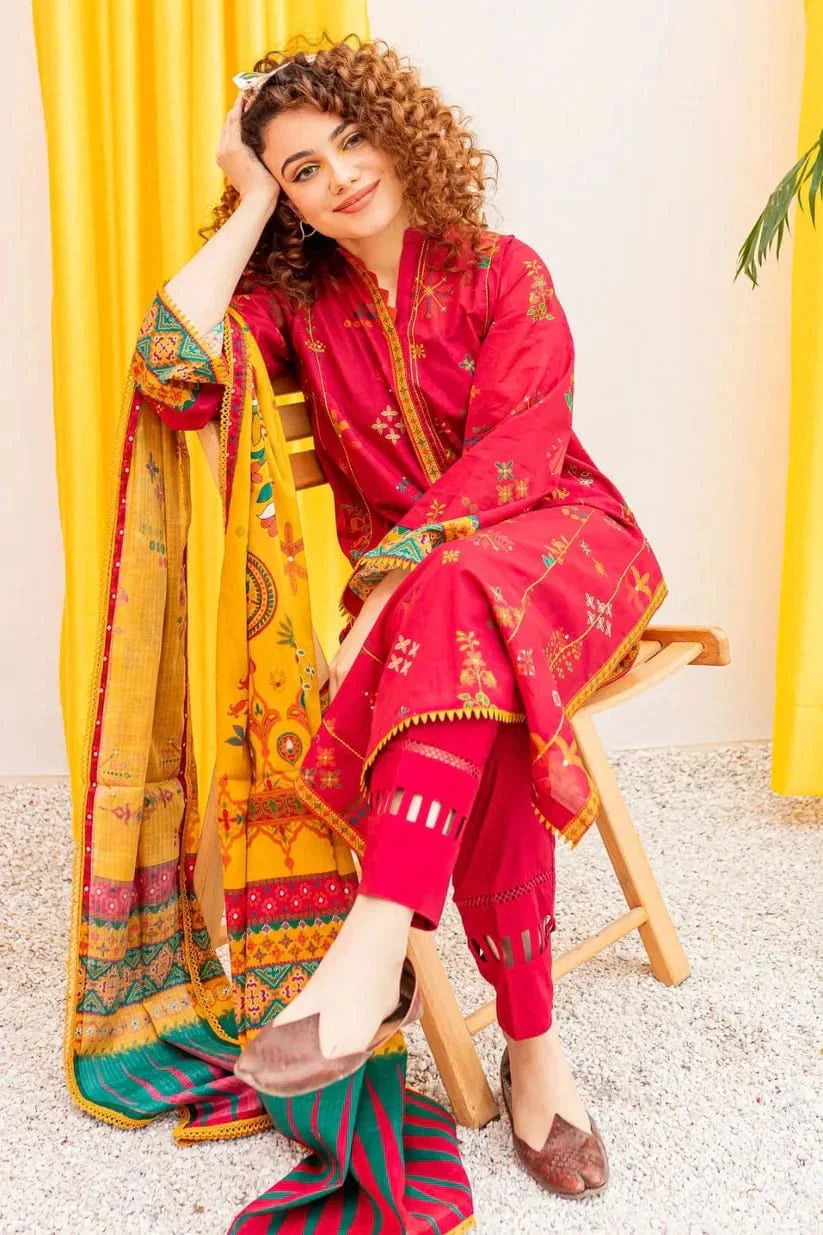 3 PIECE-EMBROIDERED LAWN SUIT-BG558