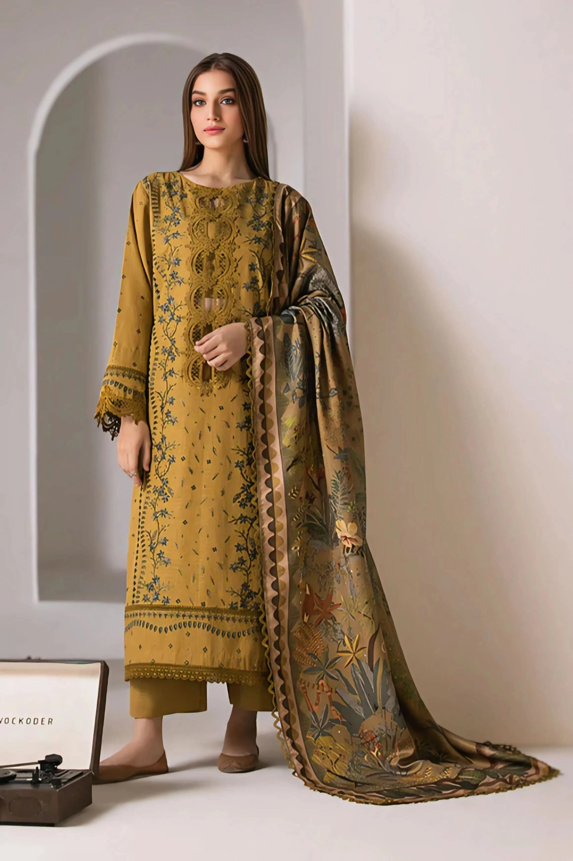 3PC EMBROIDERED DHANAK - BG614