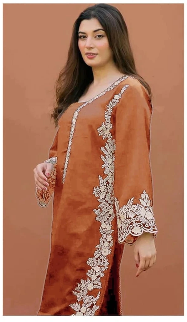 2PC  EMBROIDED LAWN - BG680