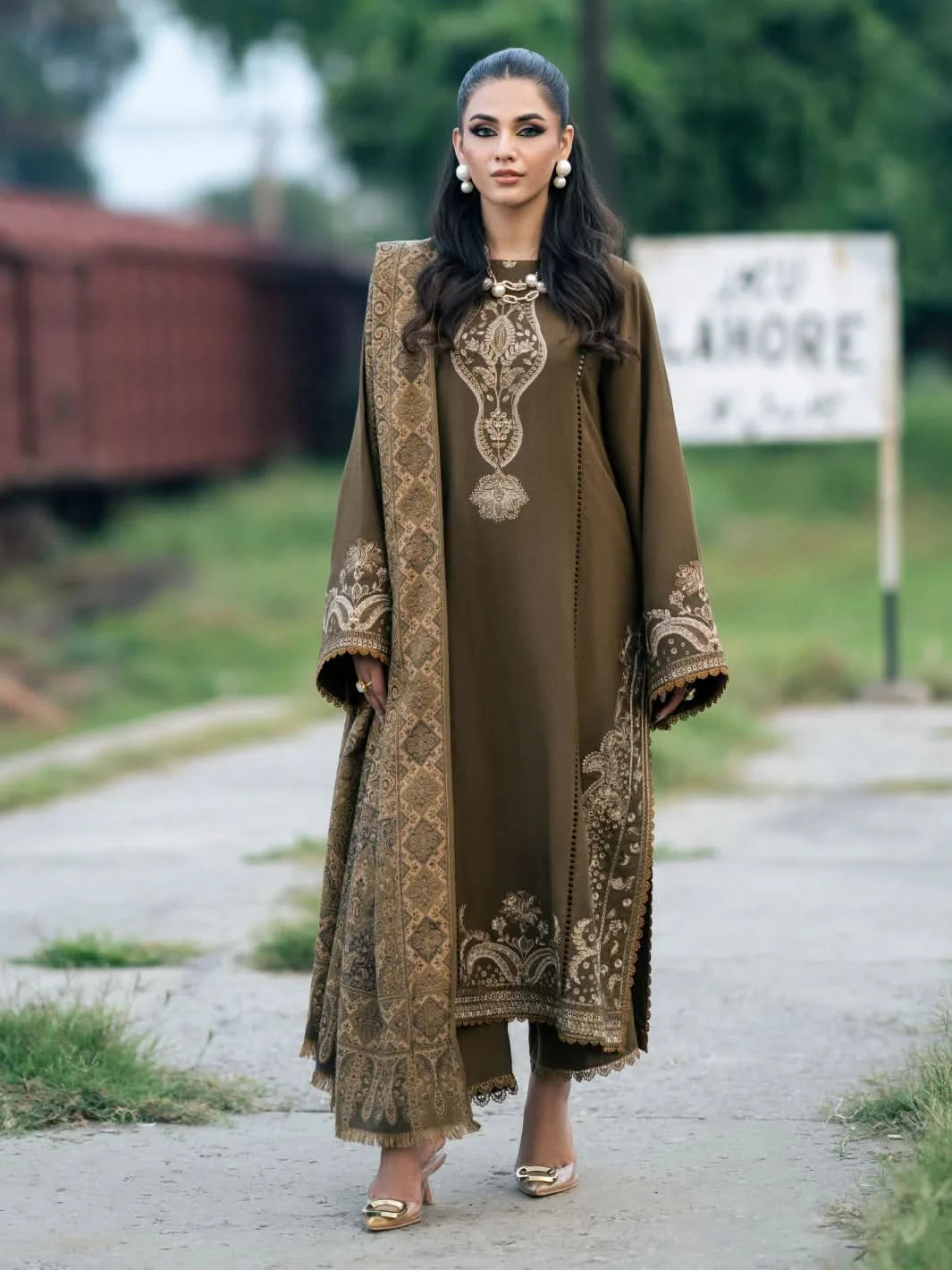 AANGEN DHANAK - BG610