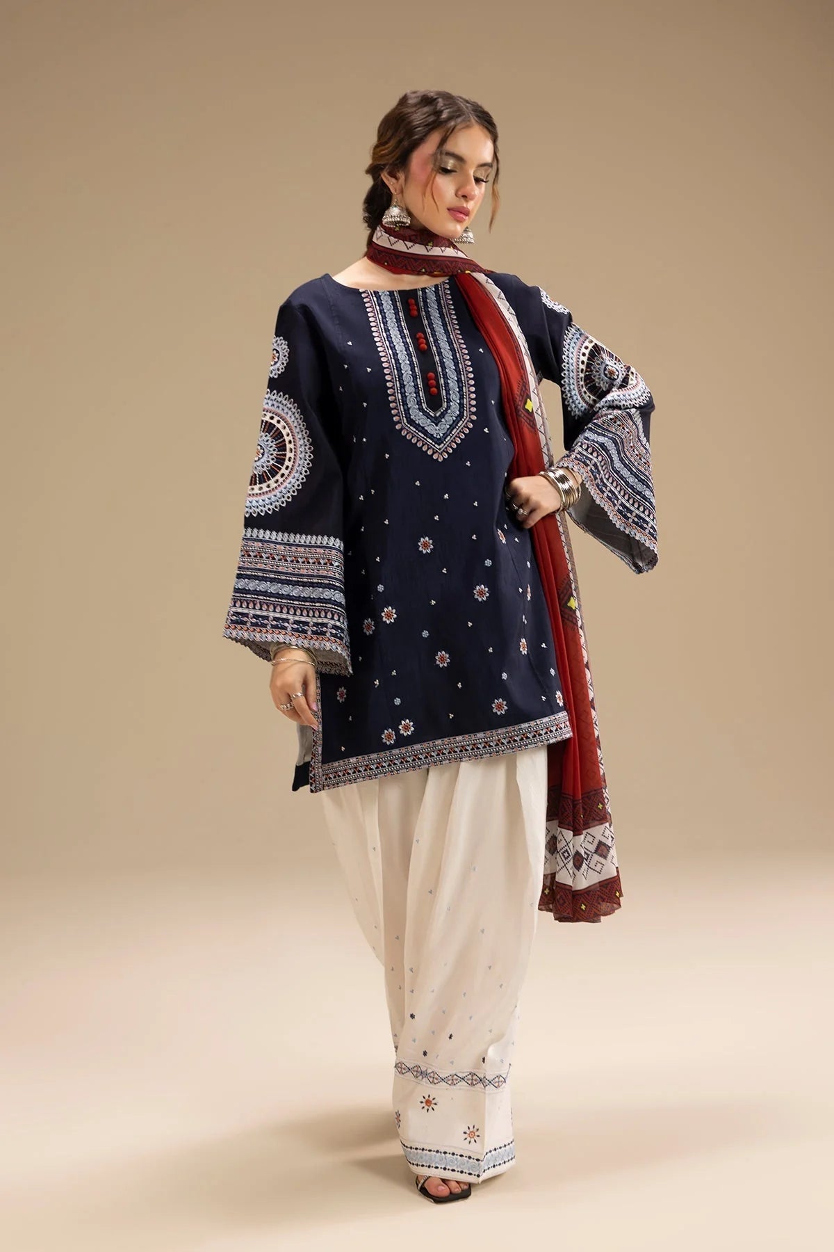 3PC EMBROIDERED DHANAK SUIT - BG636