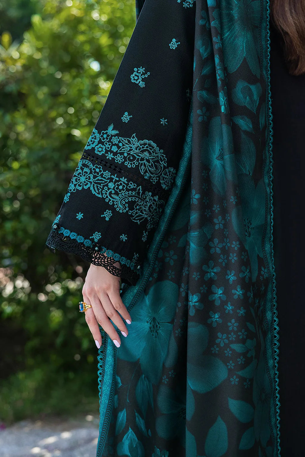 3 PC UNSTITCHED LAWN SUIT - BG868