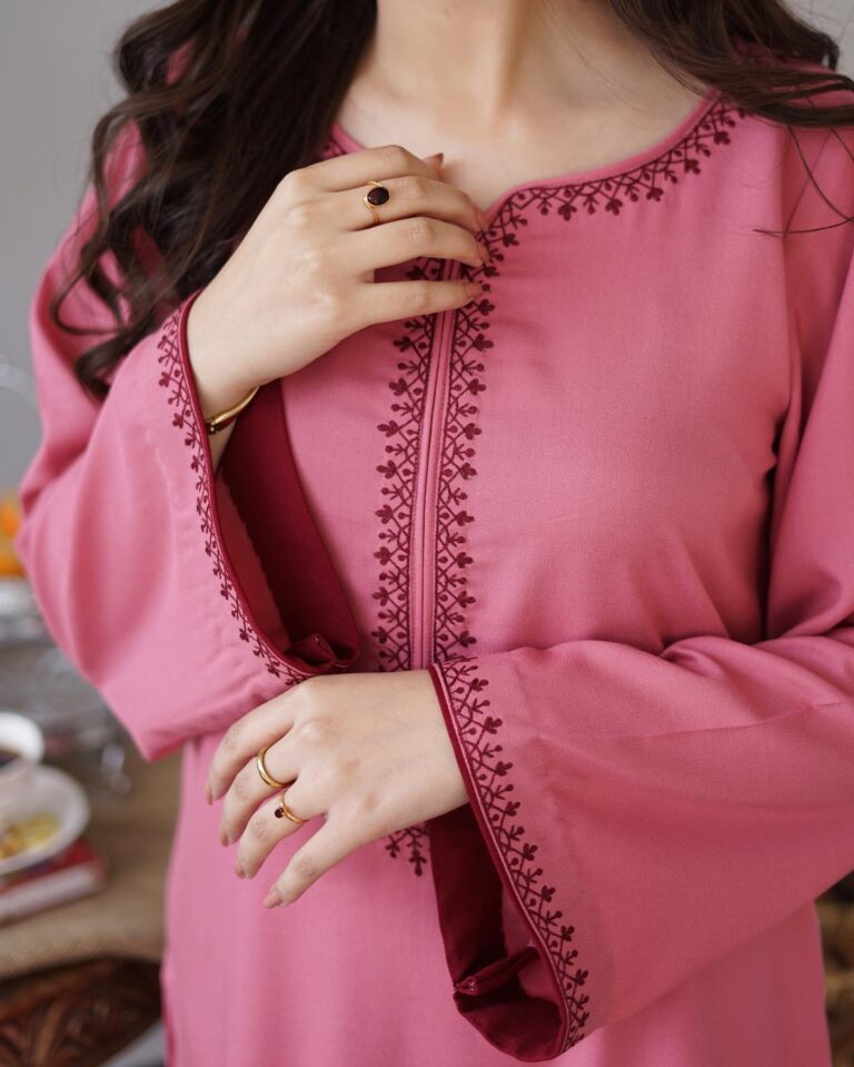 ROSE-BG101