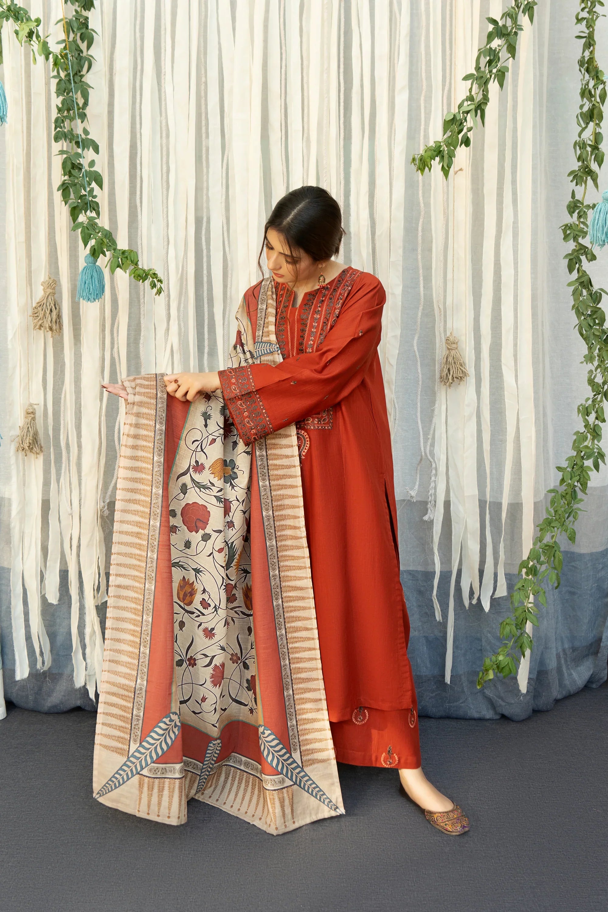 AMIRAH LAWN -BG532