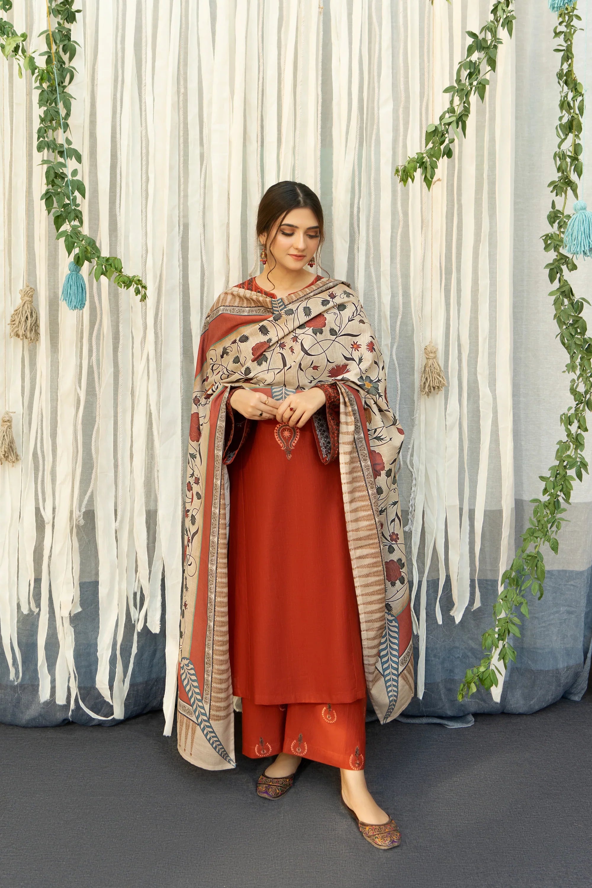 AMIRAH LAWN -BG532