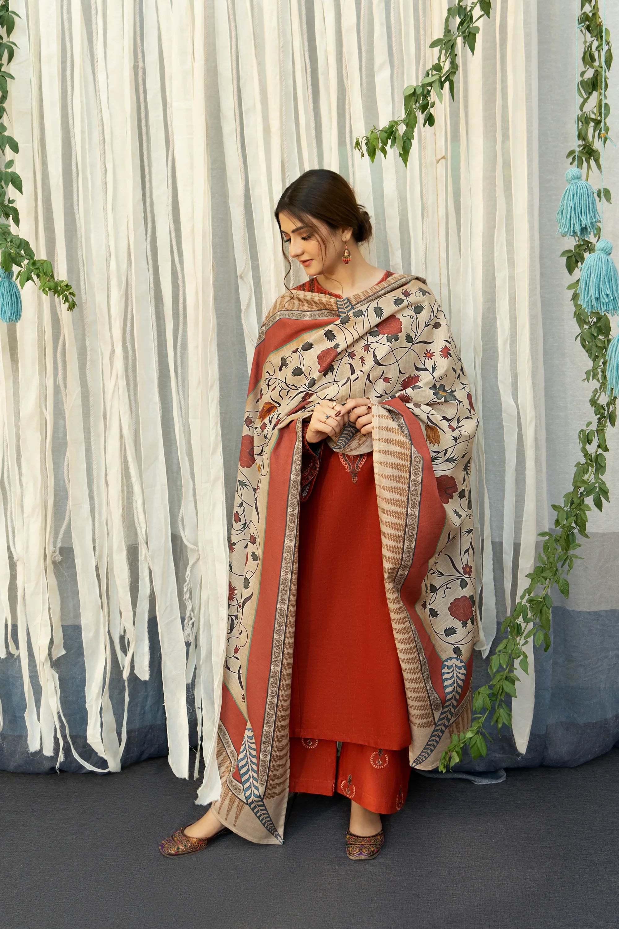 AMIRAH LAWN -BG532