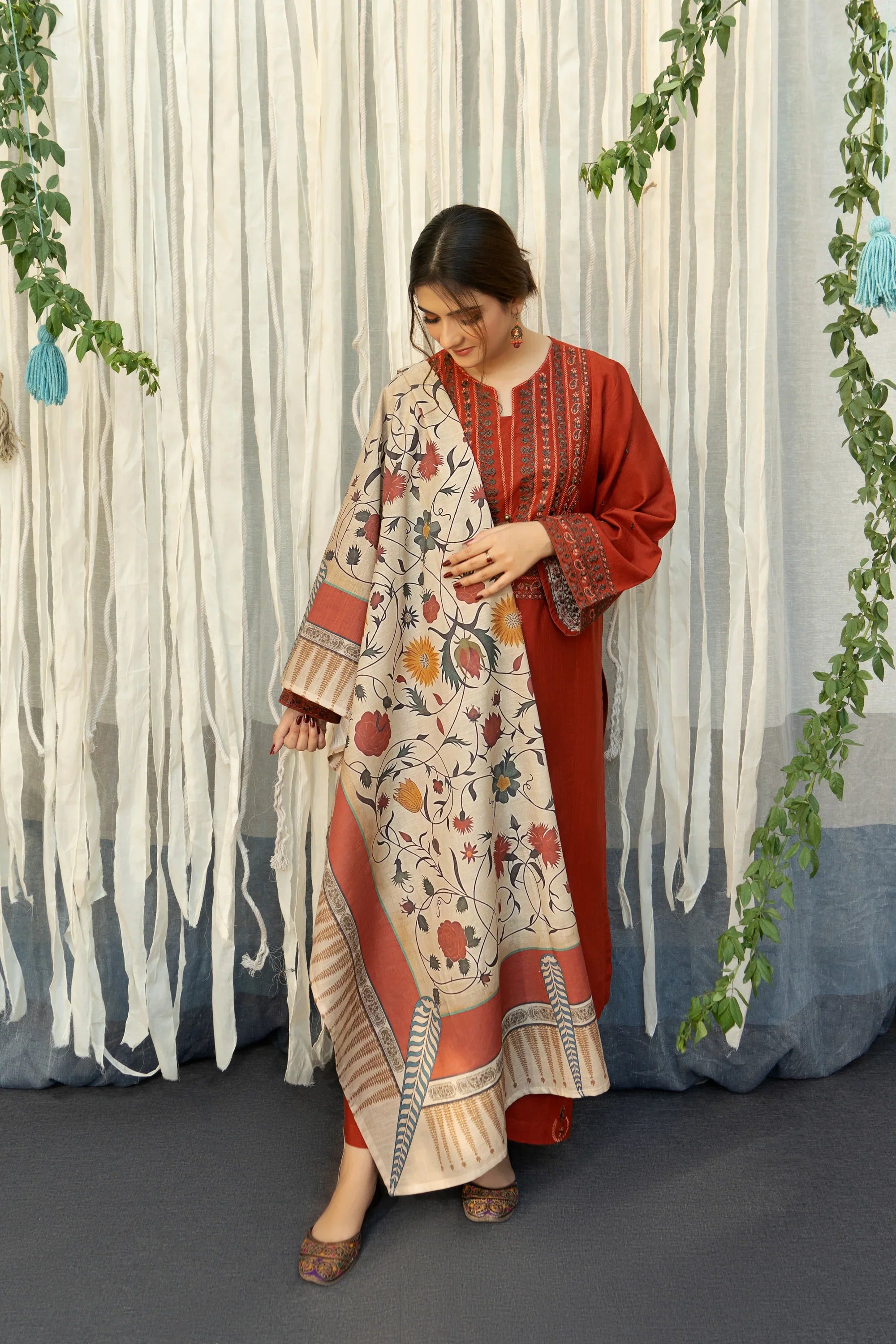 AMIRAH LAWN -BG532