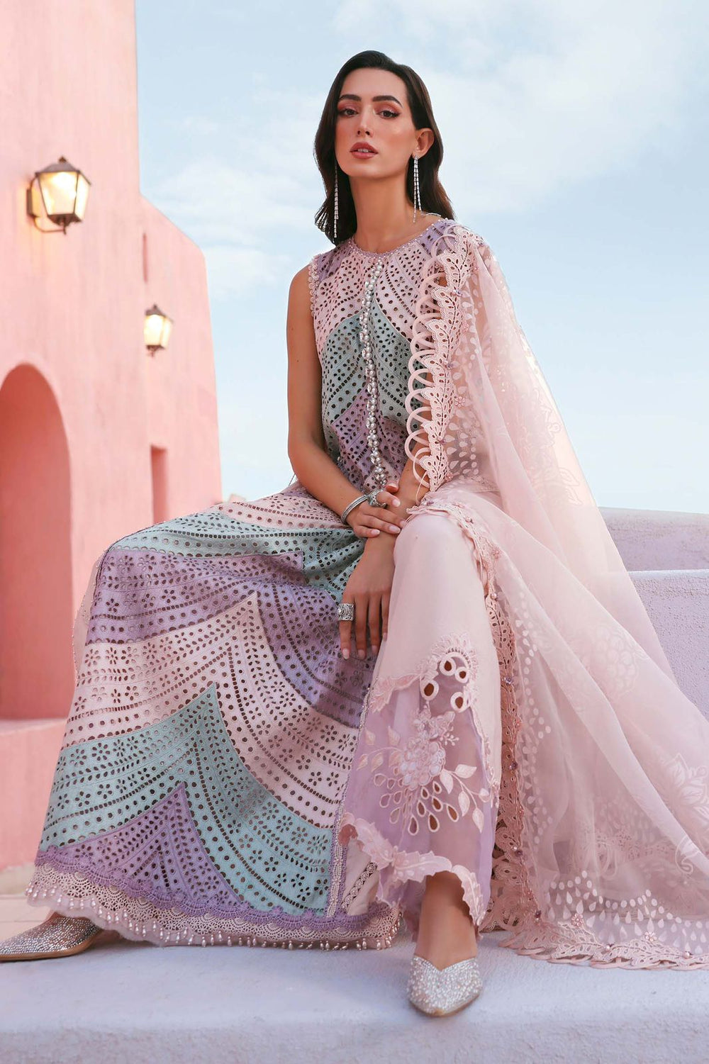 3PC Heavy Luxury Embroidered Suit - BG895