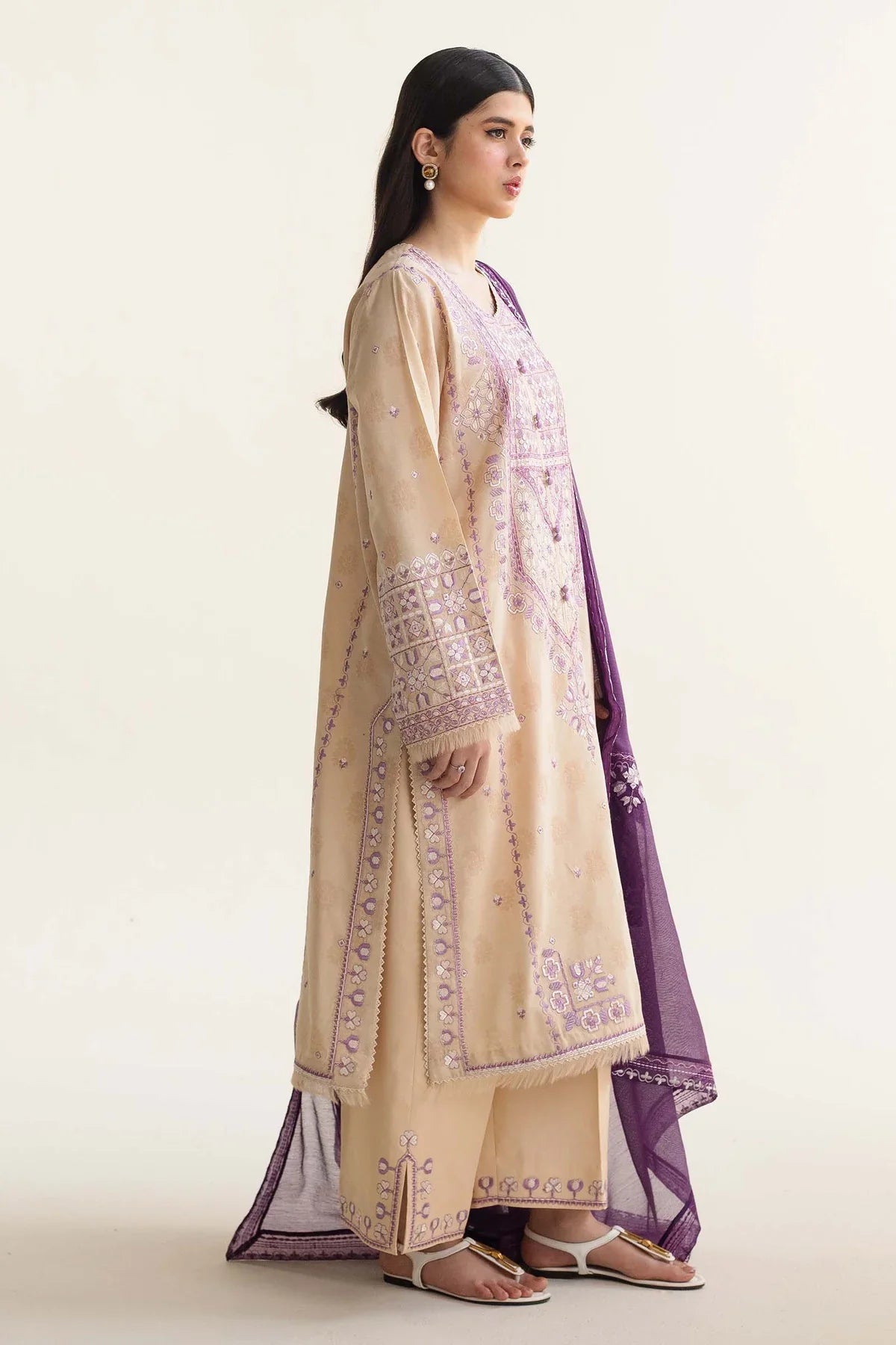 DINARA-5B-BG535