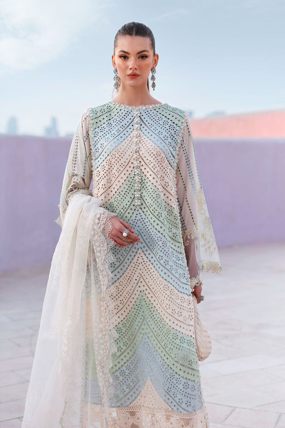 3PC Heavy Luxury Embroidered Suit - BG895
