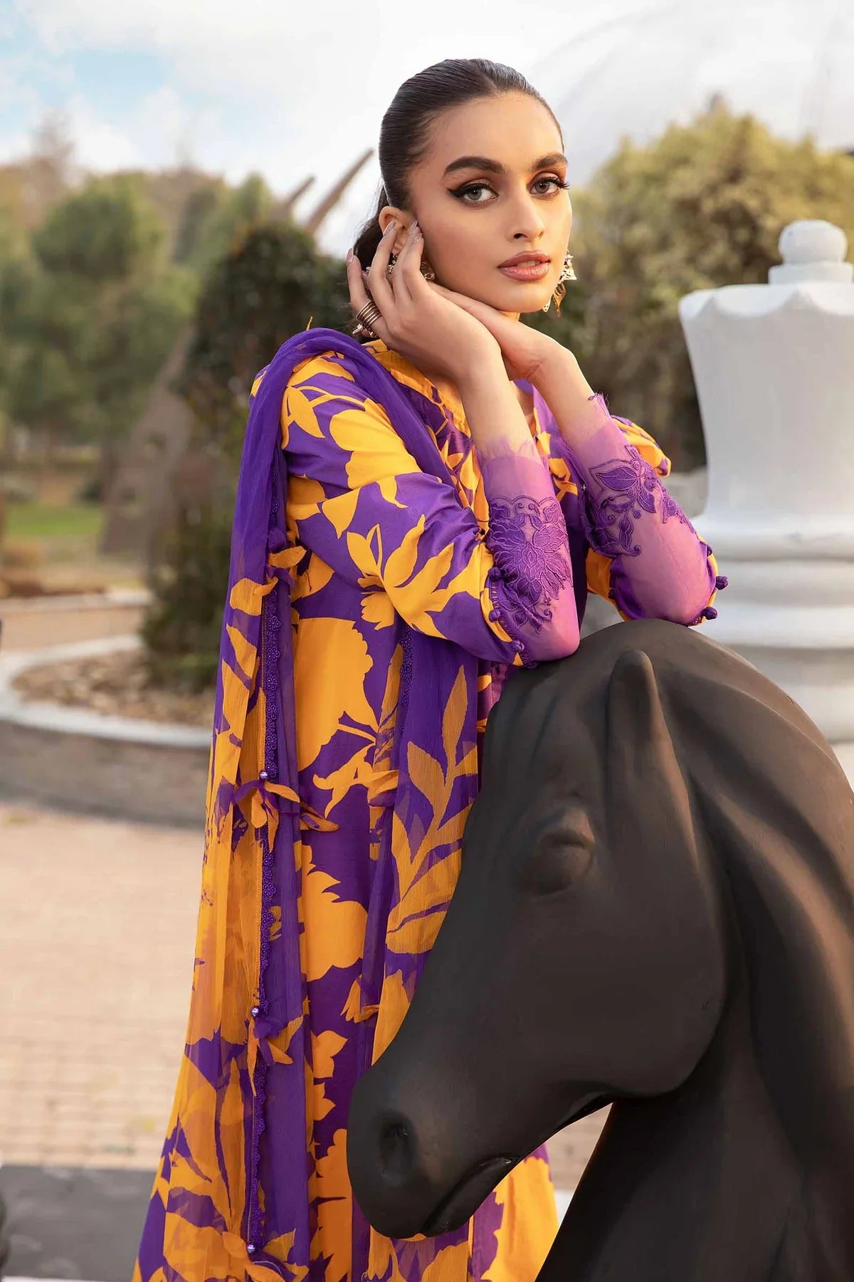 3 PC PRINTED LAWN SUIT-BG513