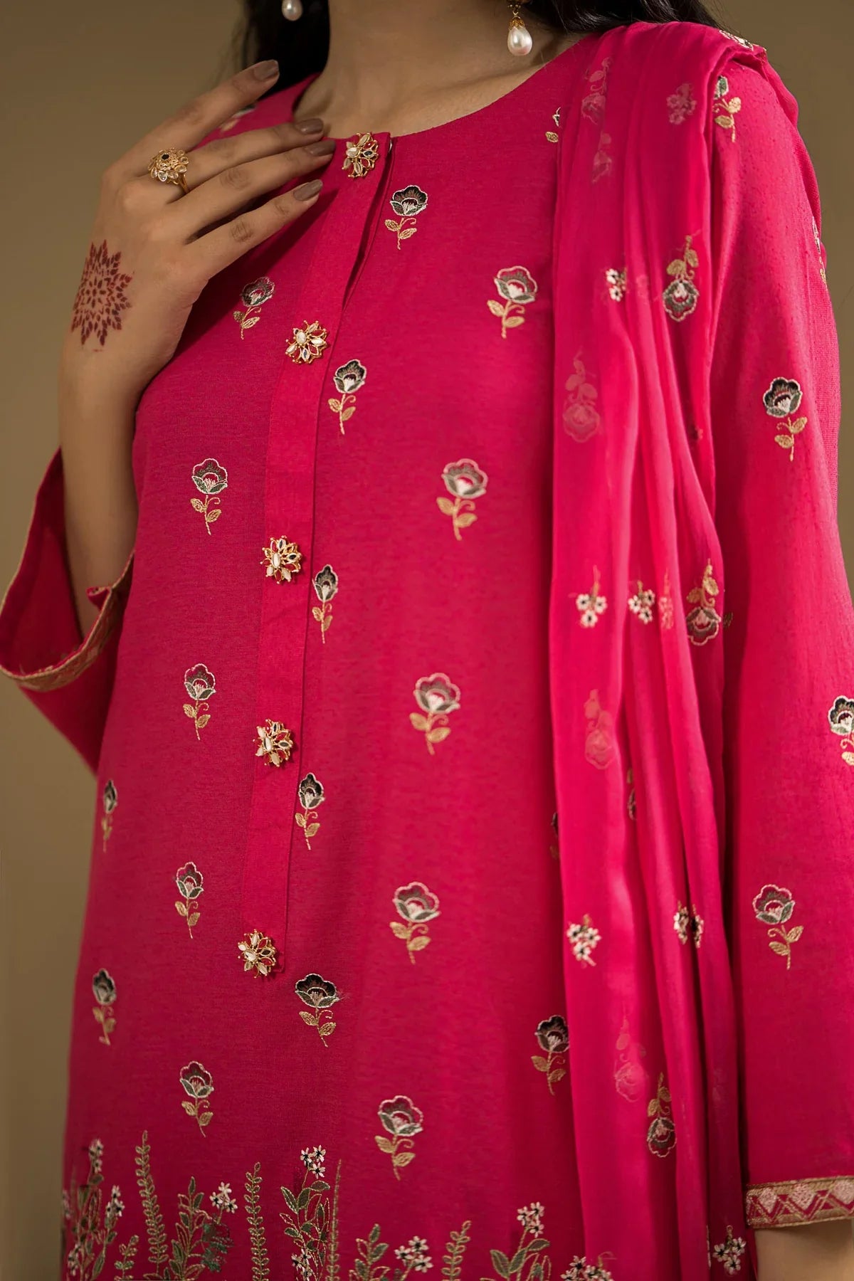 S3133A-3 PIECE-EMBROIDERED LAWN SUIT-BG556