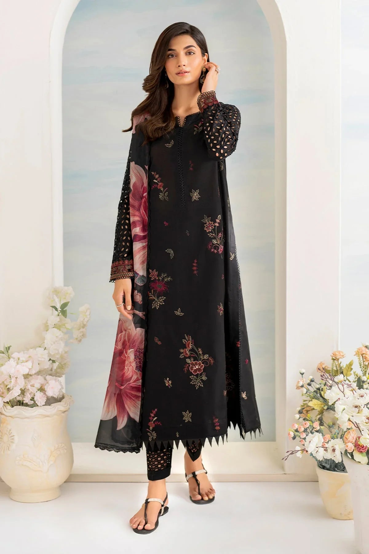 3 PC - EMBROIDERED DHANAK SUIT - BG592