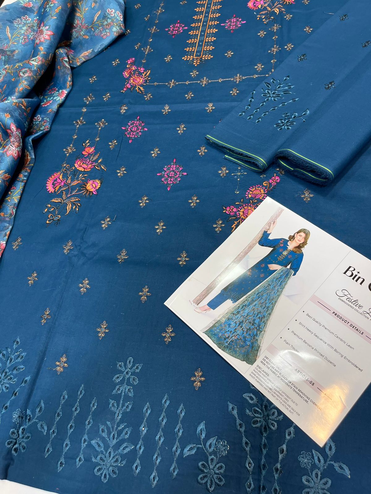 3 PIECE-EMBROIDERED CAMBRIC SUIT-BG105