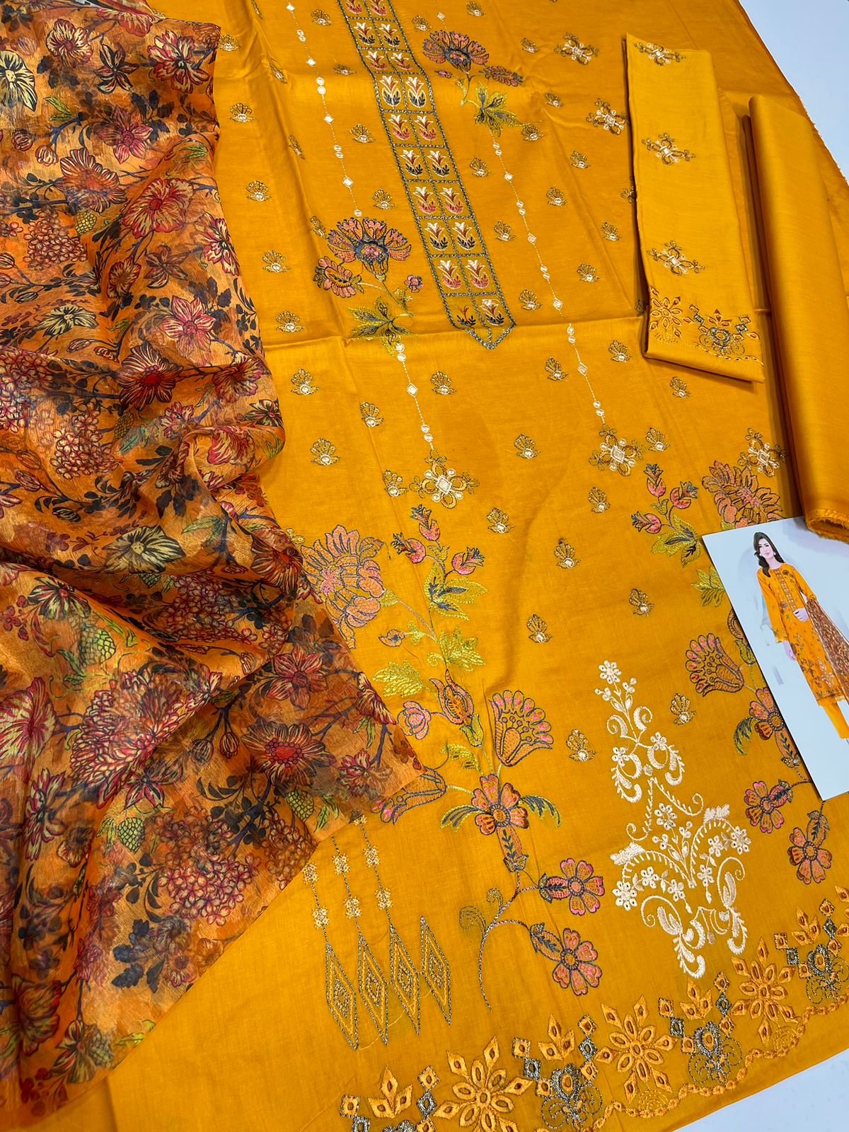 BIN GULZAR-3 PIECE-EMBROIDERED CAMBRIC SUIT-BG102