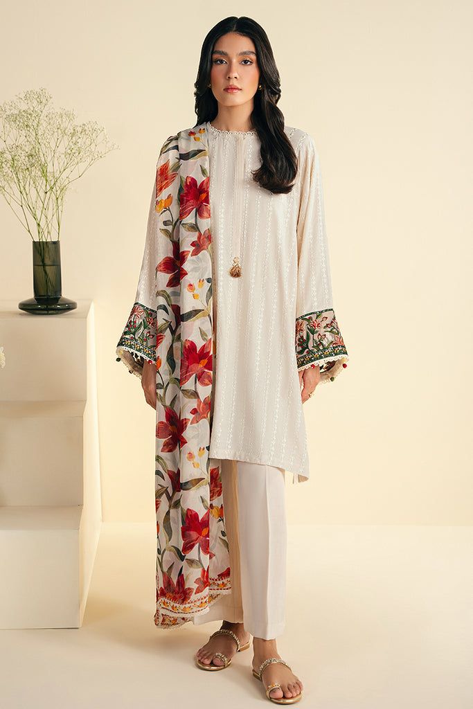 LUSTROUS PETAL-BG761