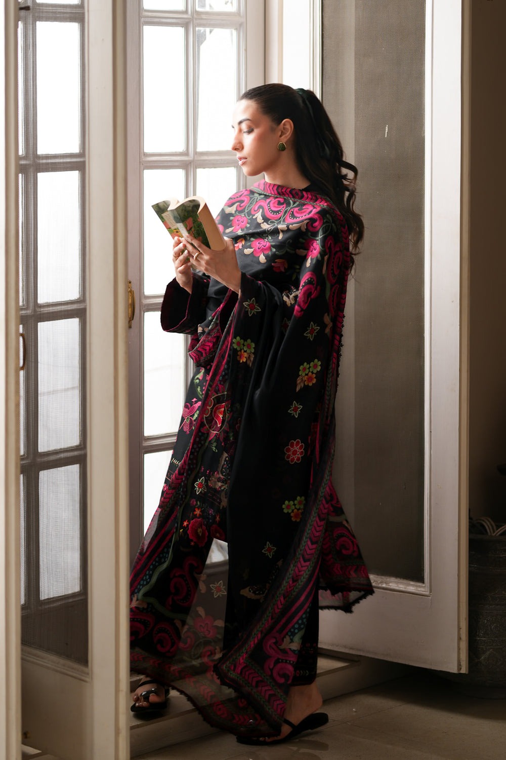 3PC EMBROIDERED SUIT - BG917