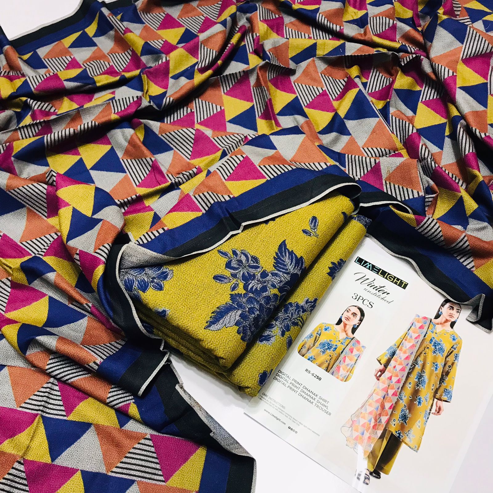 Digital Printed 3 Pcs Suit - DG02