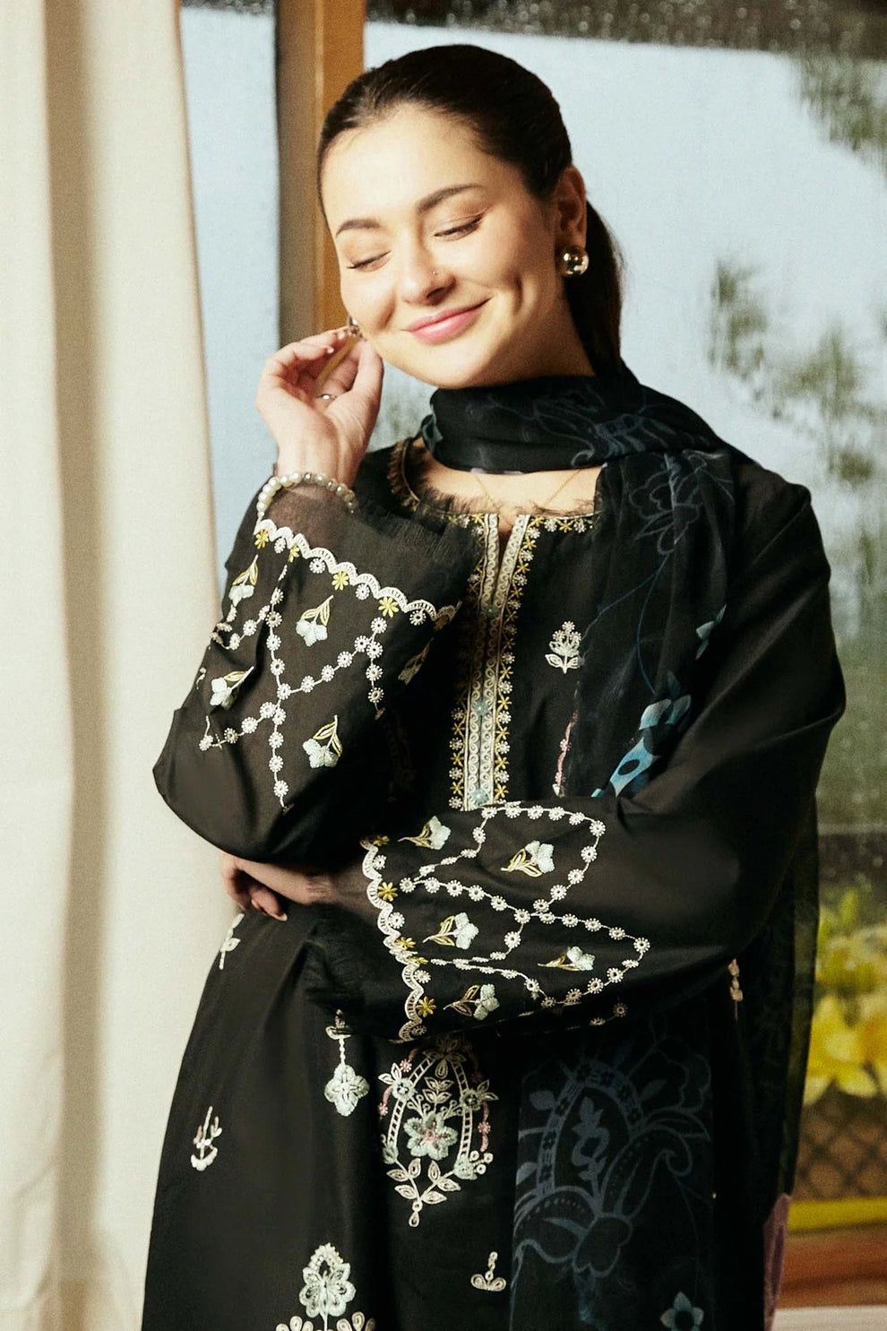 ZARA SHAHJAHAN LAWN 3PC SUIT-BG227