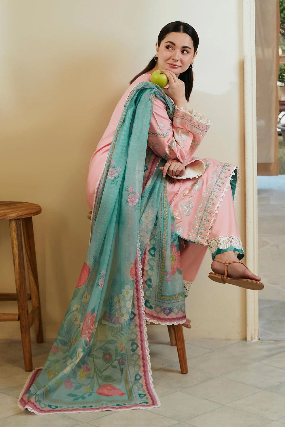 ZARA SHAHJAHAN LAWN 3PC SUIT-BG233