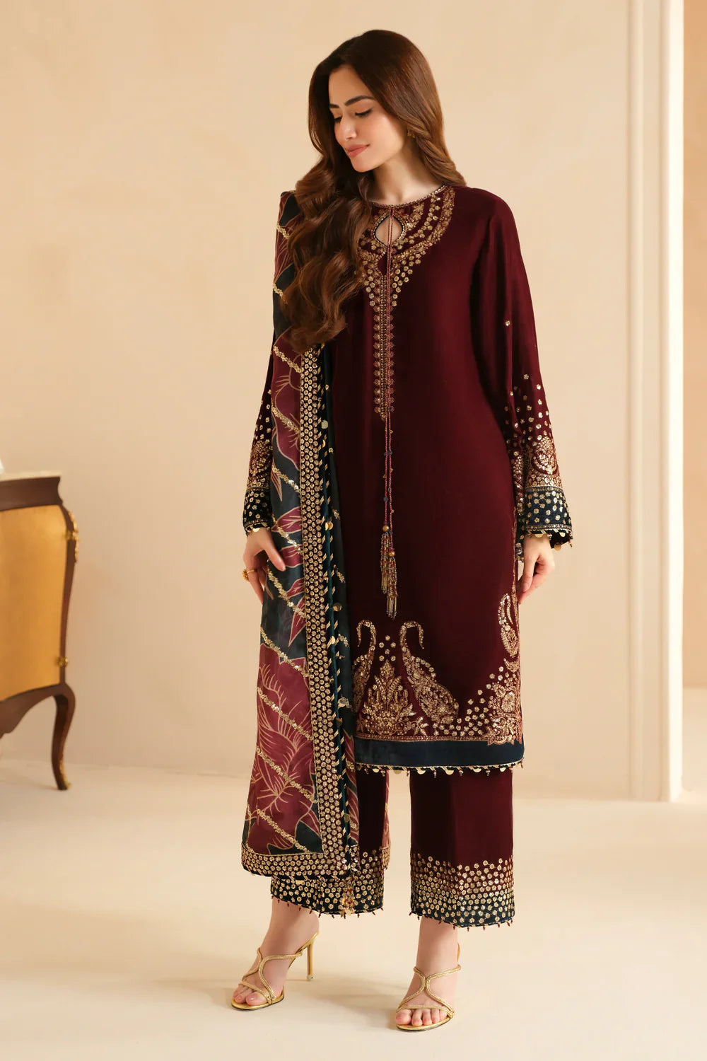 JAZMINE Embroidered Velvet Formal JV-YF-2038