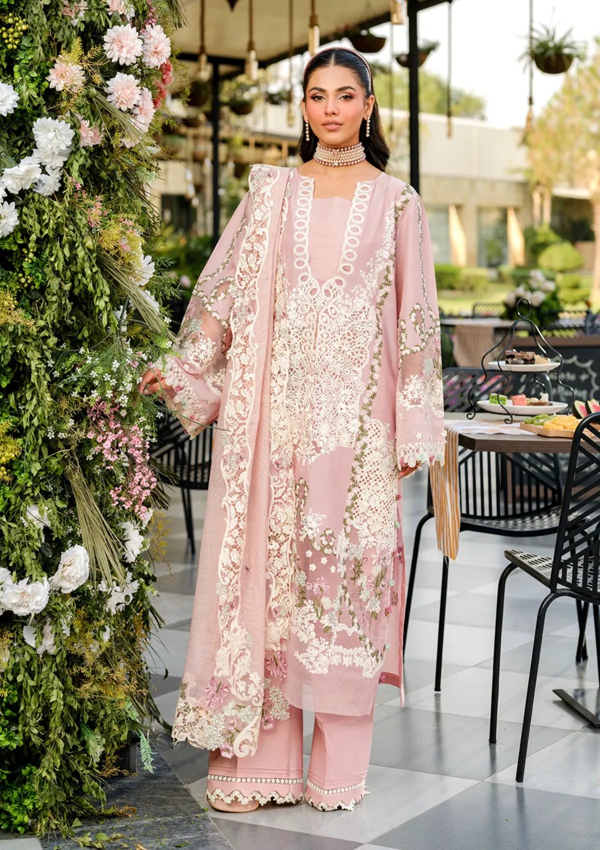 3PC EMBROIDERED LAWN SUIT - BG891